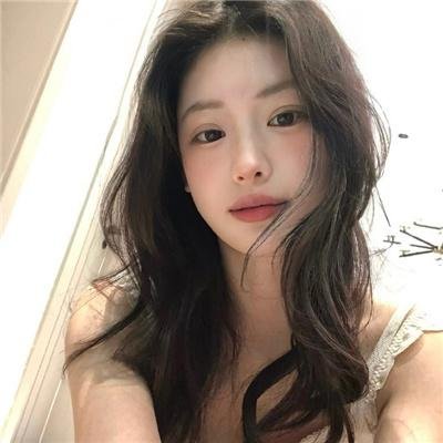 派遣女公关彩华